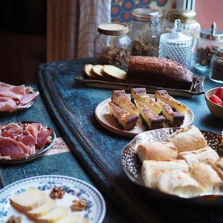 Haute Guais, Maison Et Table D'hotes Vue فندق مبيت وإفطار 5*